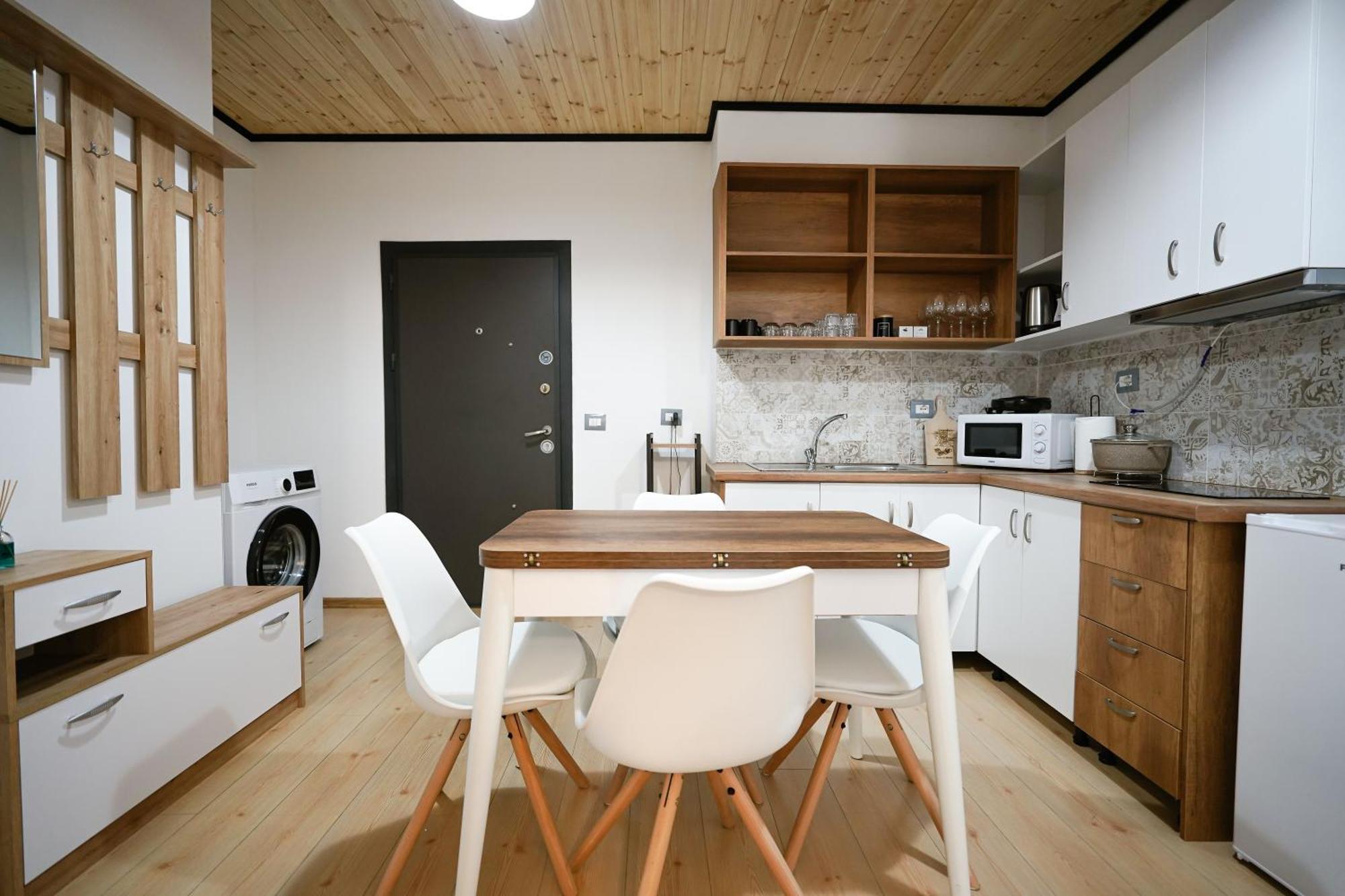 Ora Apartments Gjirokaster Exterior photo