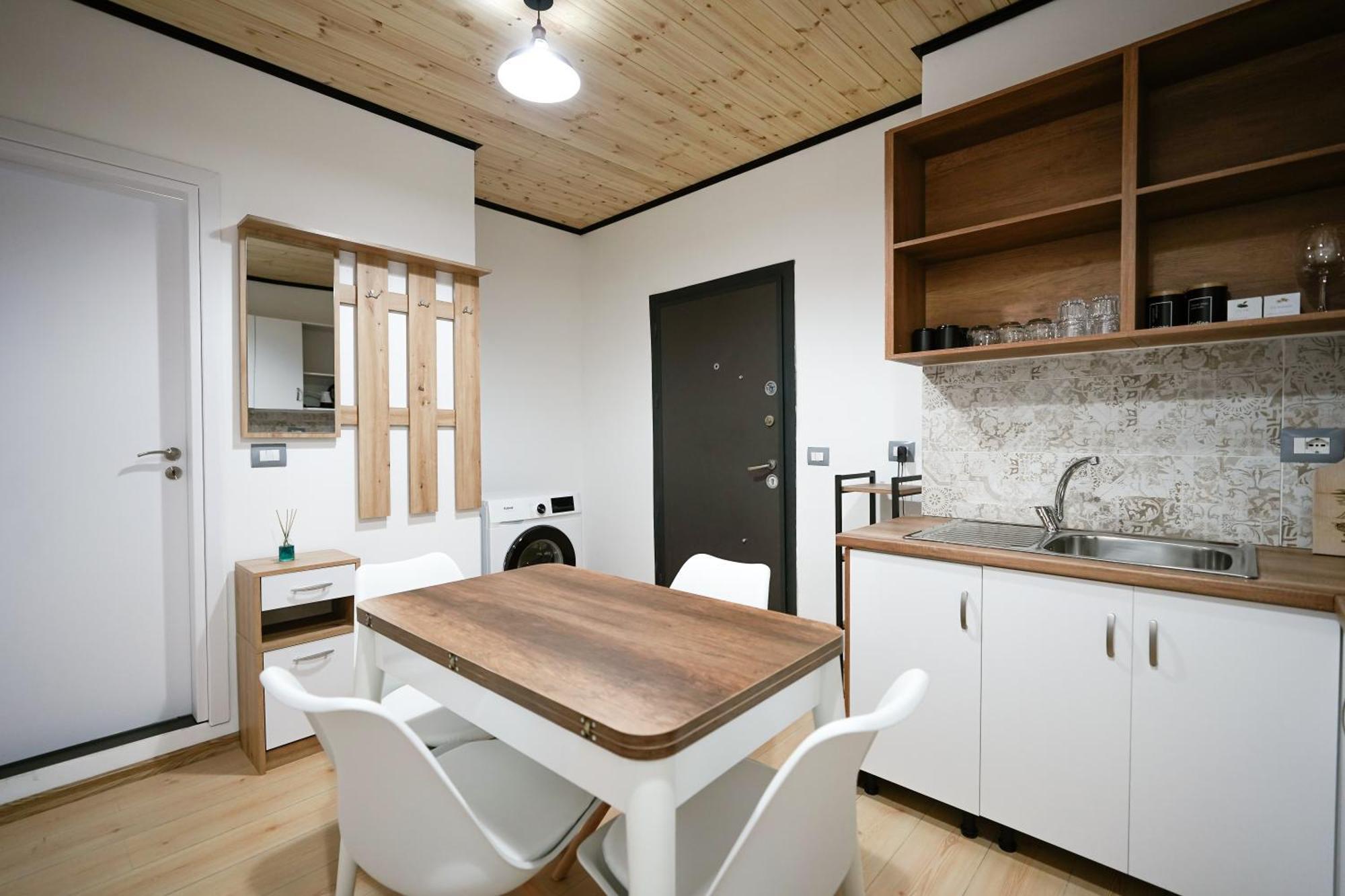 Ora Apartments Gjirokaster Exterior photo